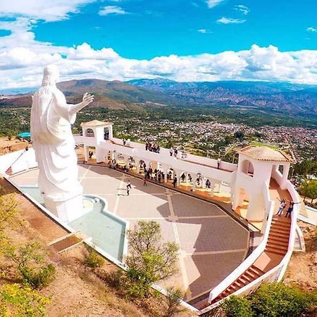 Su Majestad II Huanta エクステリア 写真